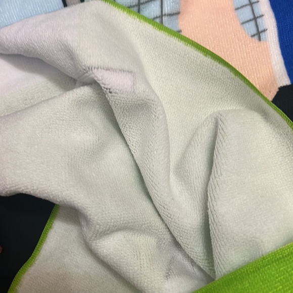 Two poncho style kids towels bundle - Picture 6 of 10